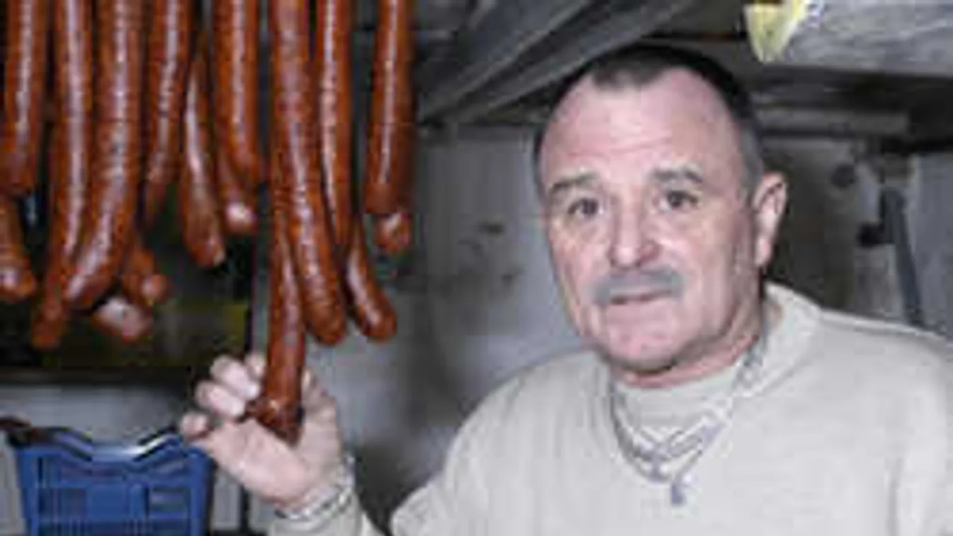 Dráma a disznóvágáson: Rosszul lett Nagy Feró!