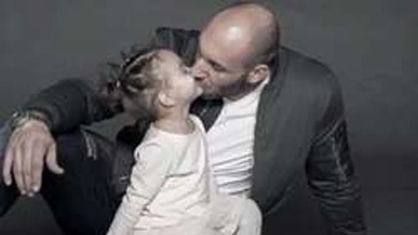 Nekiestek Berkinek a gyerekcsókos képe miatt