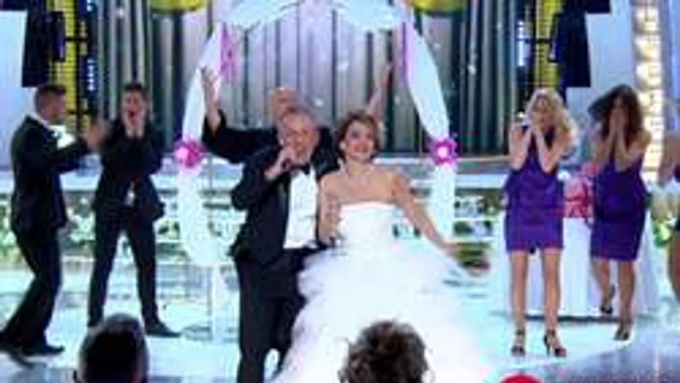 Színpadon házasodott Schobert Norbi, állítólag ötödször