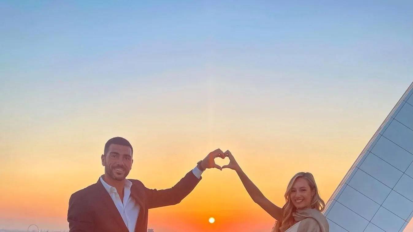 Mesés helyen kérte meg a magyar modell kezét az olasz sztárfocista