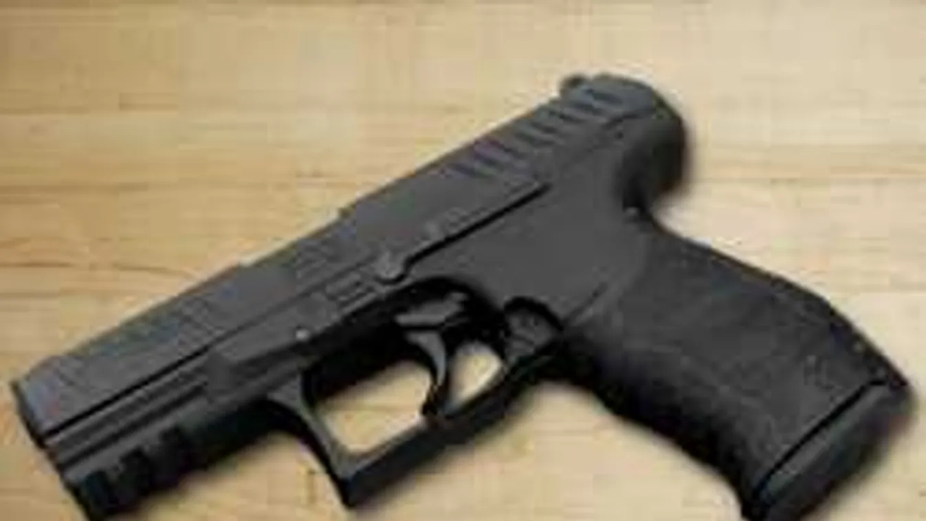 Drámai jelenet Nógrádban: autóból lőttek a nyílt utcán állókra