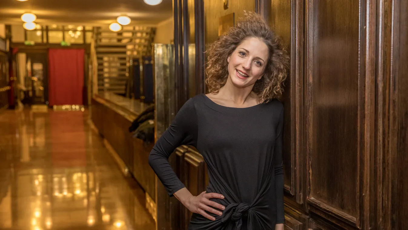 Megtudtuk, ezt a rendezőt szereti az elvált magyar színésznő