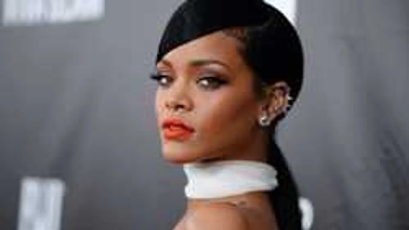 Rihanna új extrém divatot teremt!
