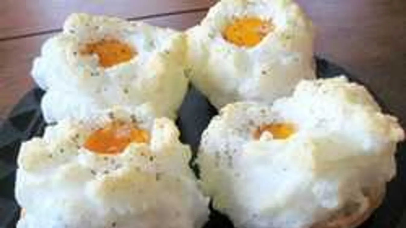 Elárasztotta a netet a felhőtojás, ez most a legnépszerűbb reggeli