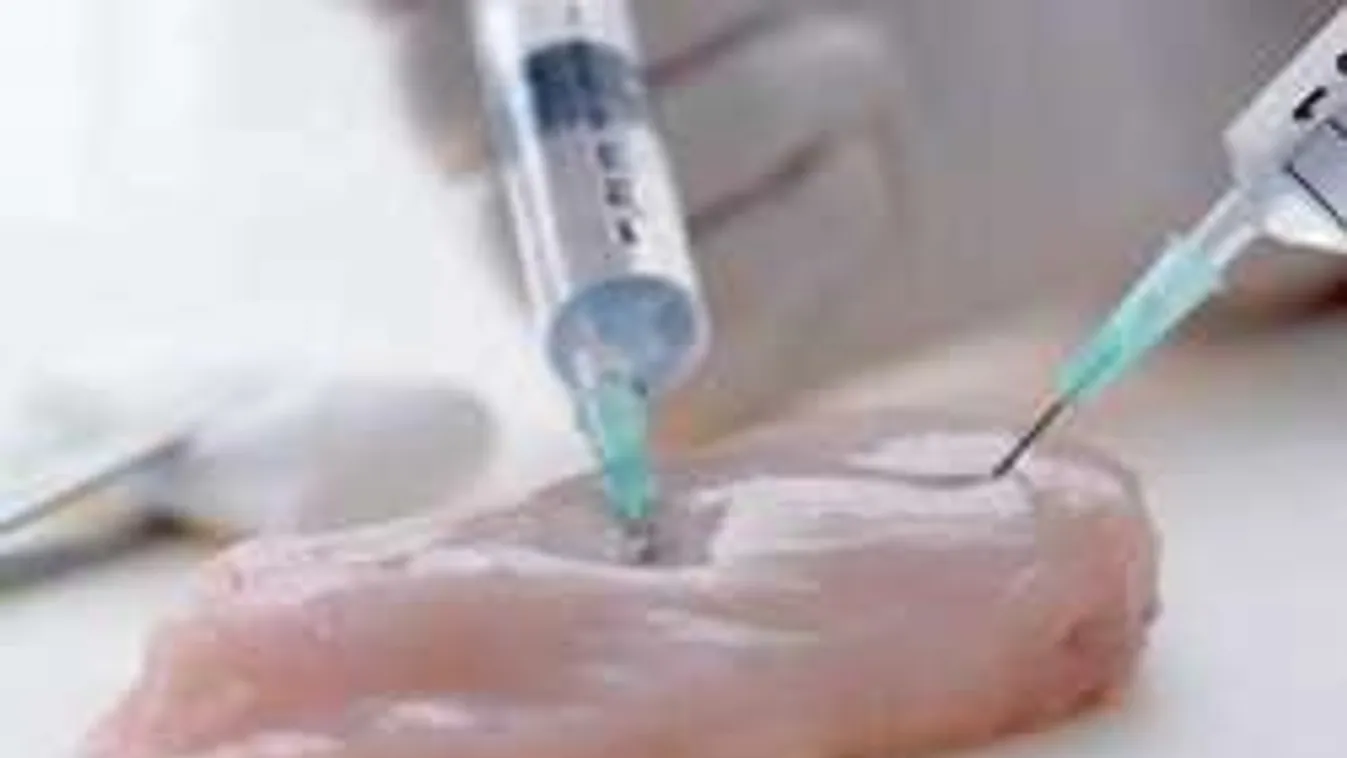 Így hamisítják a húst! Ismeretlen folyadékkal pumpálják fel a csirkét!