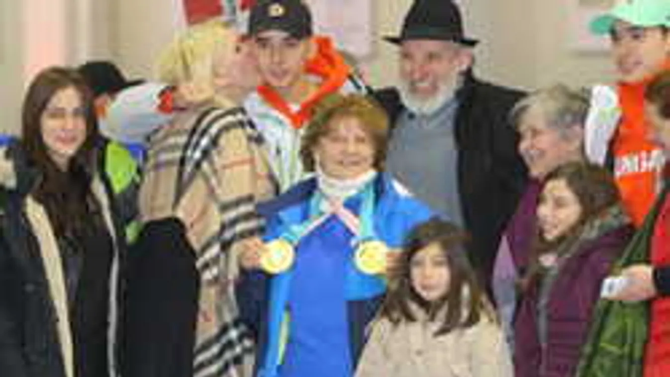 Rég ünnepeltek ennyire magyar csapatot Budapesten