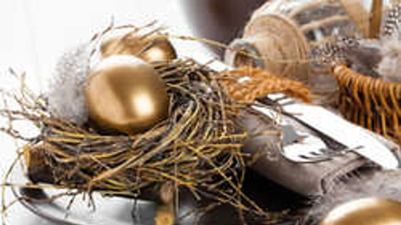 Elérkezett az idő, idén tényleg aranytojást tojnak a tyúkok