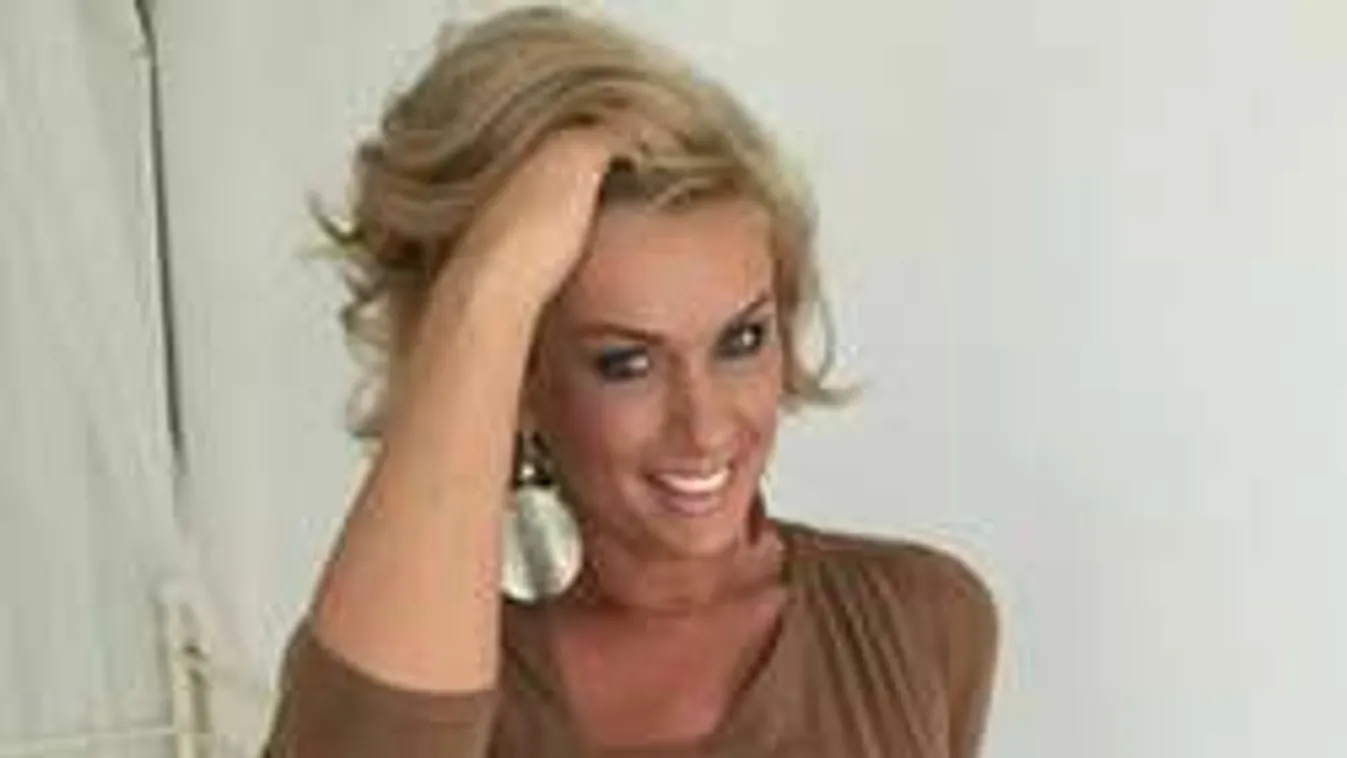 Először beszélt terhességéről Molnár Anikó