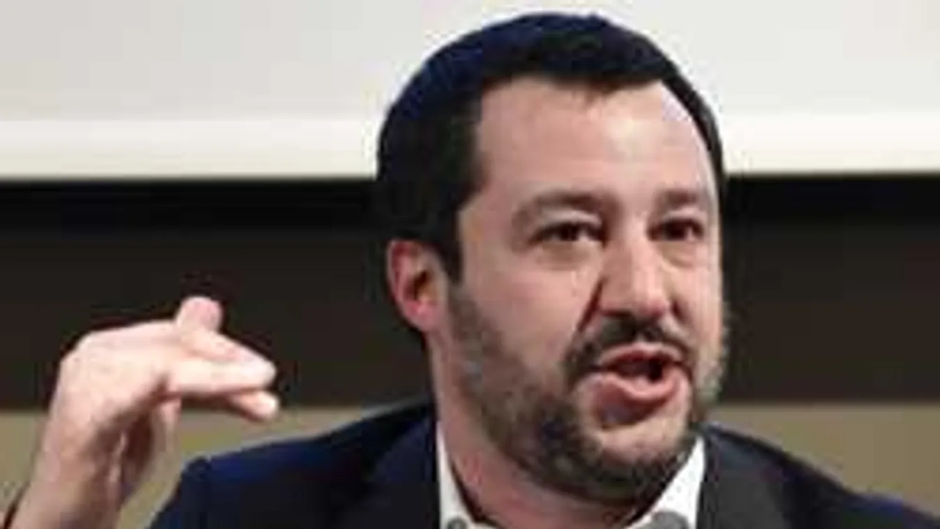 Félmillió migránst deportálna az olasz politikus