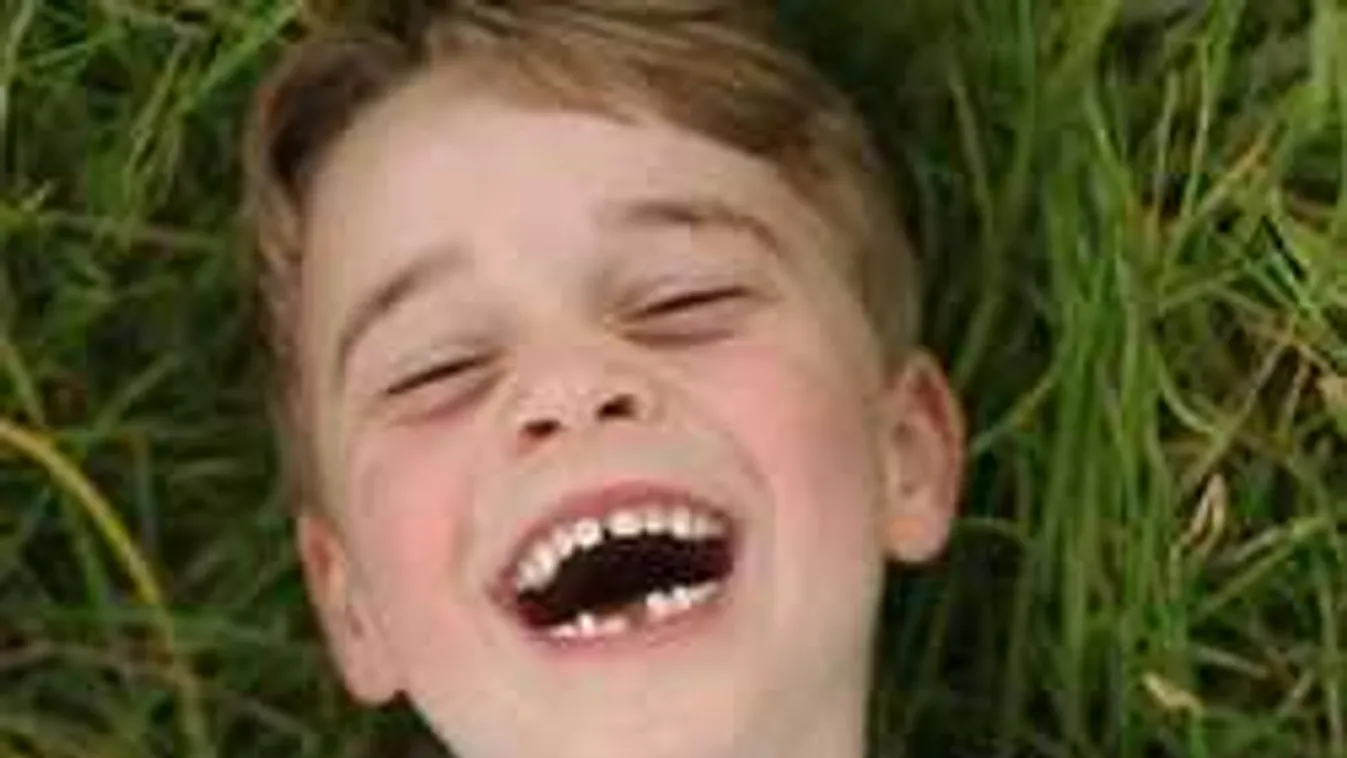 György herceg különleges bulit kap a szüleitől