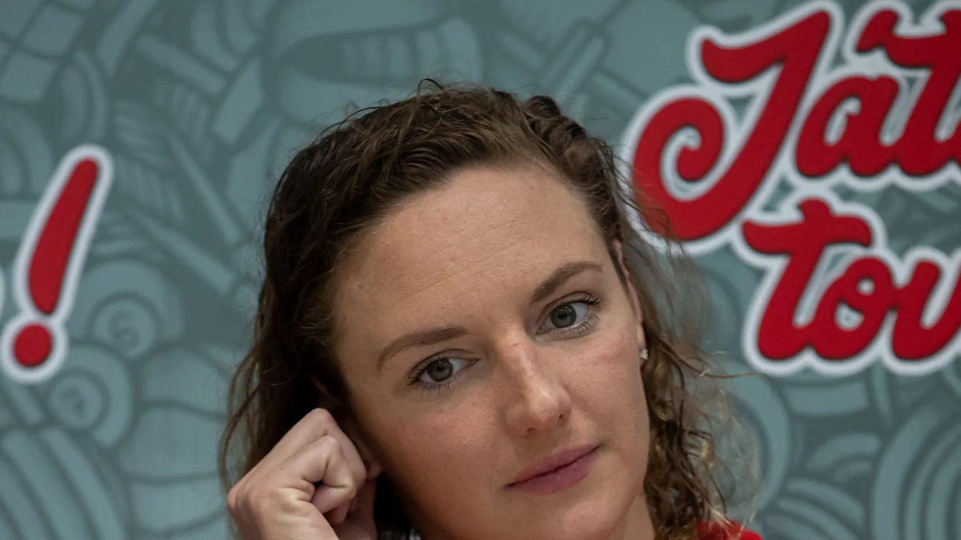 Két világszám egy fotón: Hosszú Katinka is a Nanushkát választotta