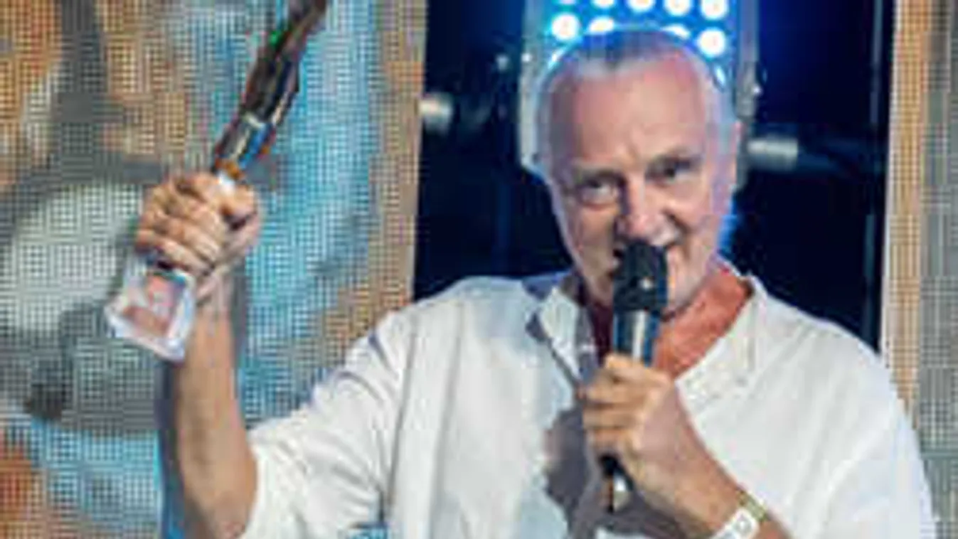 Fordulat a legendás magyar zenész állapotában, rá sem lehet ismerni