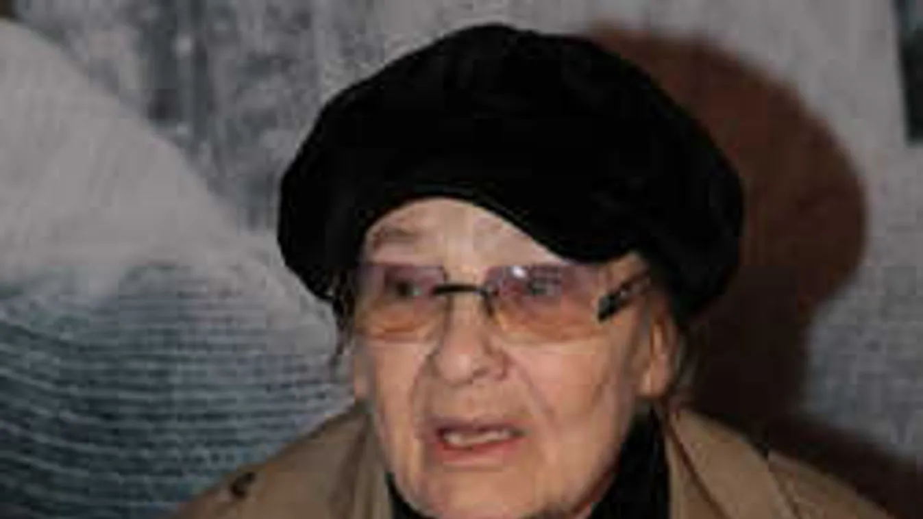 Drámai hír: Balesetet szenvedett Törőcsik Mari!