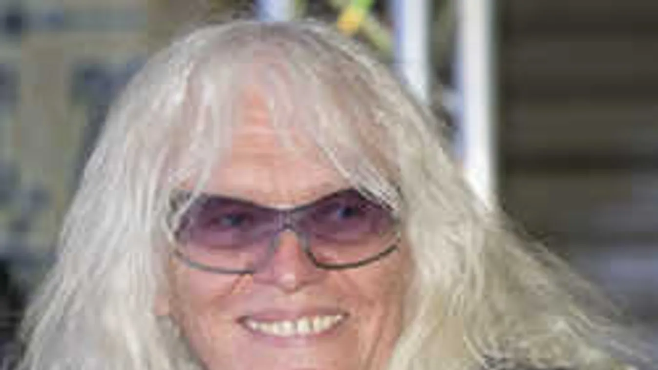 Megmutatta álomszép otthonát a legendás magyar zenész