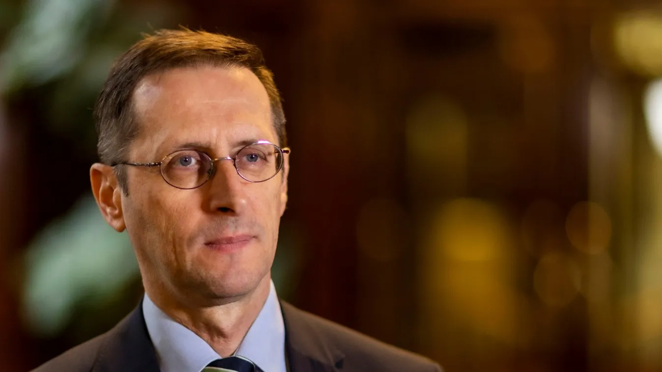 Varga Mihály: a Fitch Ratings szerint sikeres a magyar gazdaság újraindítása
