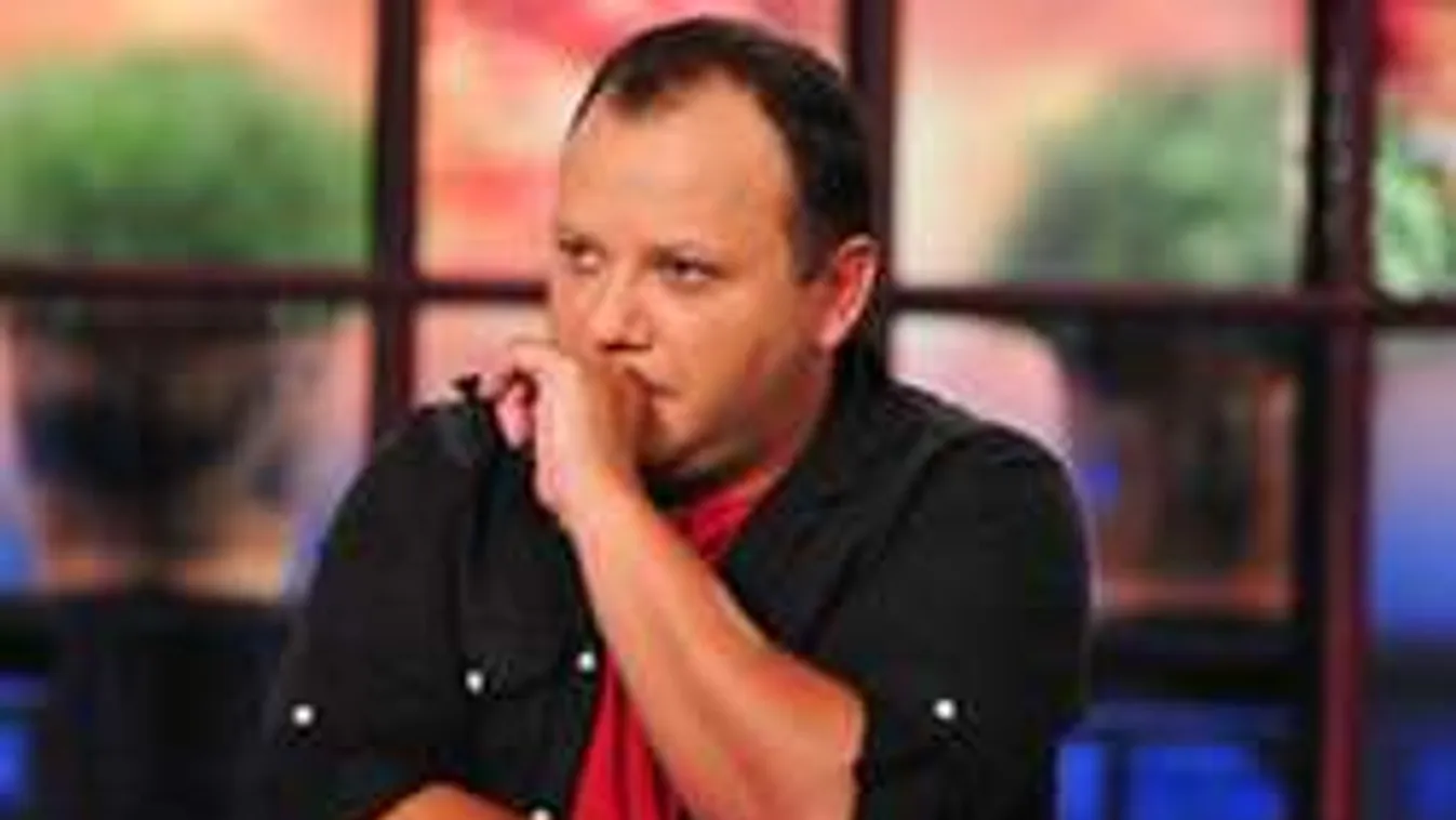 Újra kórházban Damu Roland felesége, csúnyán megverték