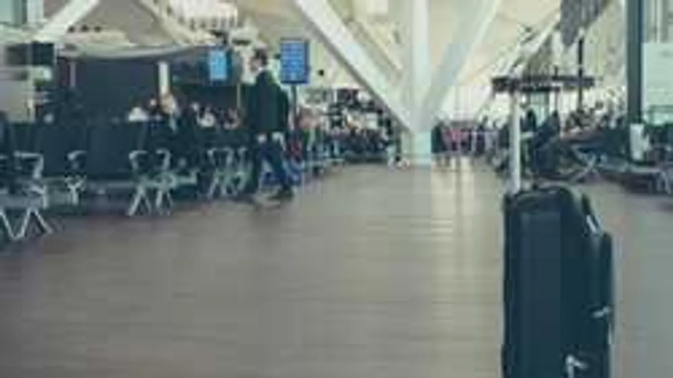 Budapesten eszméltek: nyitva voltak a poggyászok, mindent kiloptak belőlük