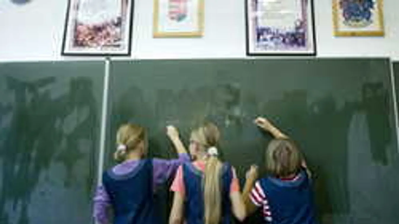 Botrányos dolgot tett a kecskeméti tanárnő: több diák is érintett