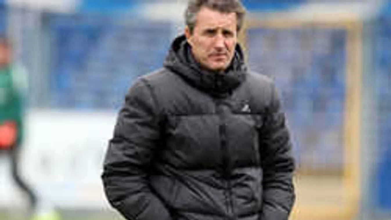 Váratlan hír, edzőt váltott a vereség után az NB I-es focicsapat