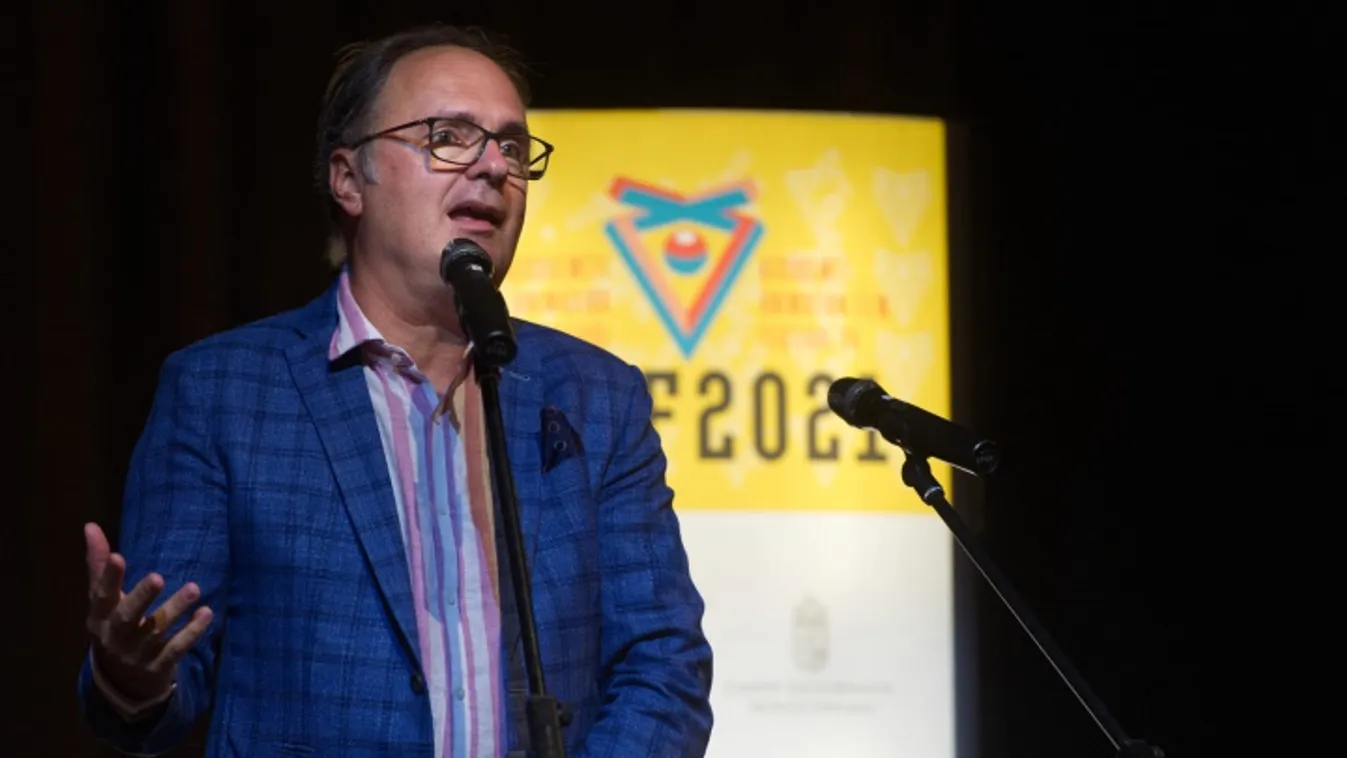 Nem hiszed el, ki tűnt fel a magyar kormánybiztos filmjében