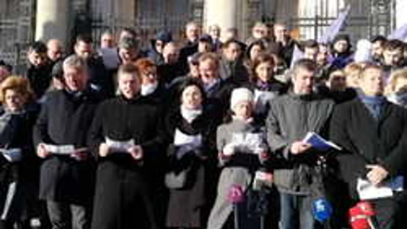 Kétszínű és álságos az ellenzéki színjáték