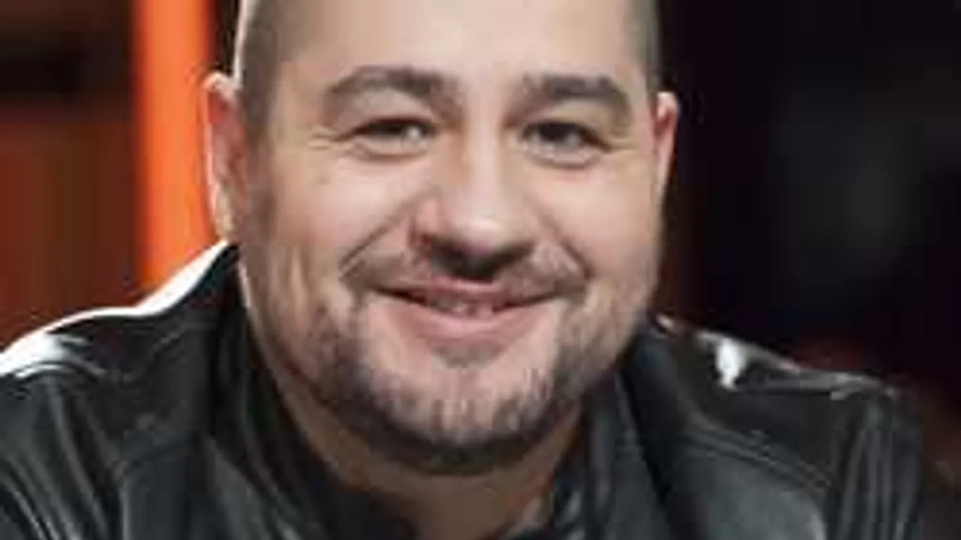 Elolvadsz, Caramel kislánya énekel