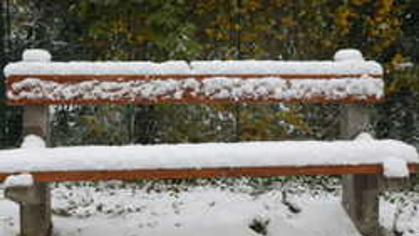 Megbénult az ország: a havazás Ferihegyet is keményen próbára teszi