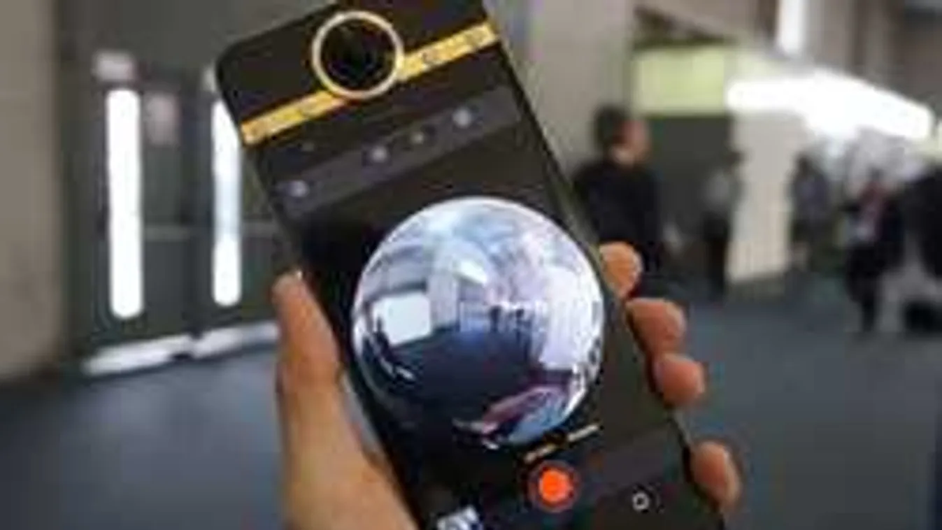 Itt a világ első, 360°-os kamerás mobilja!