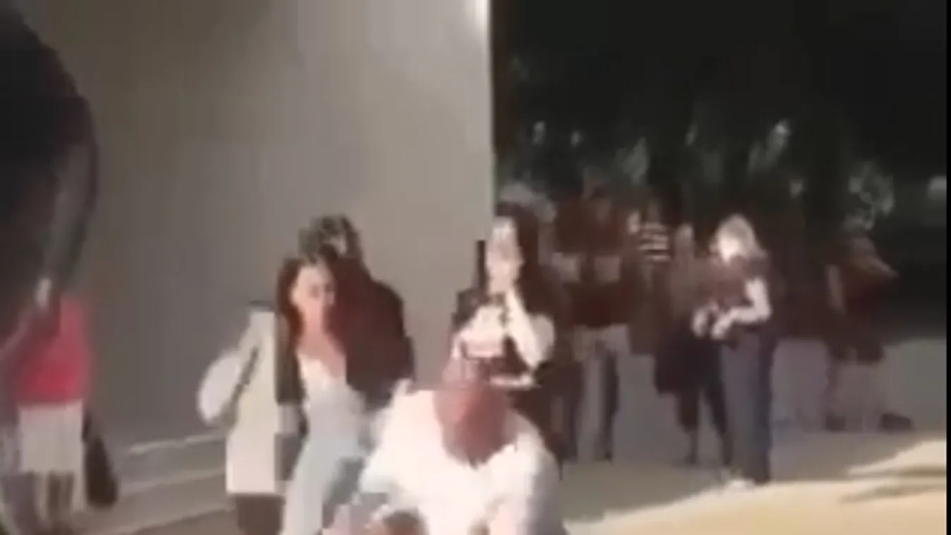 Pécsi iskolabotrány: Kisgyerekeket vert és terrorizált a tanárral balhézó fiú