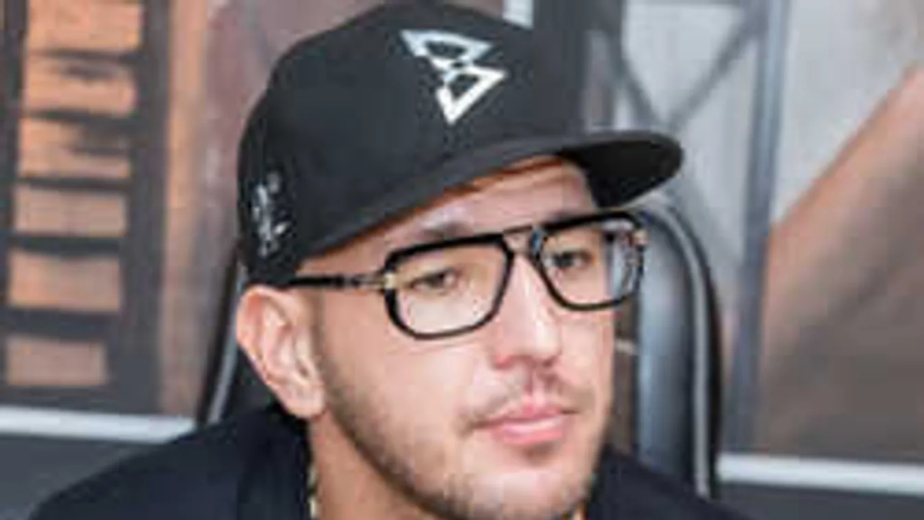 Durván kiakadt, reagált a vádakra Curtis