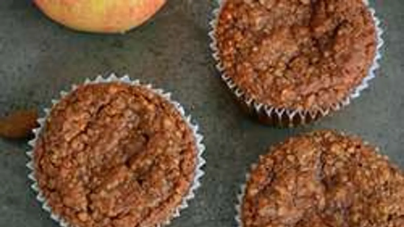 A reggeli kávéhoz: trükkös almás-fahéjas muffin cukor nélkül