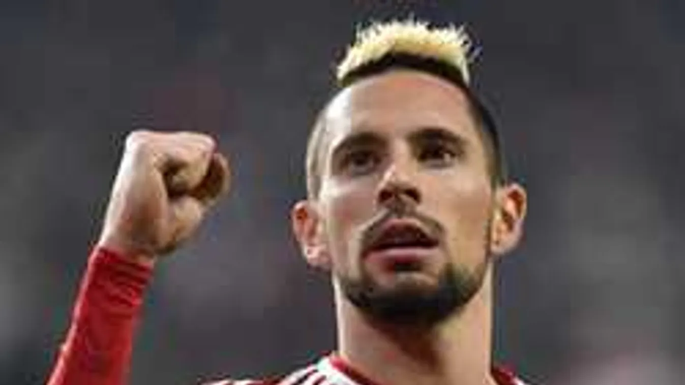 Meglepő részletek, ezért küldte el klubja a magyar válogatott focistát