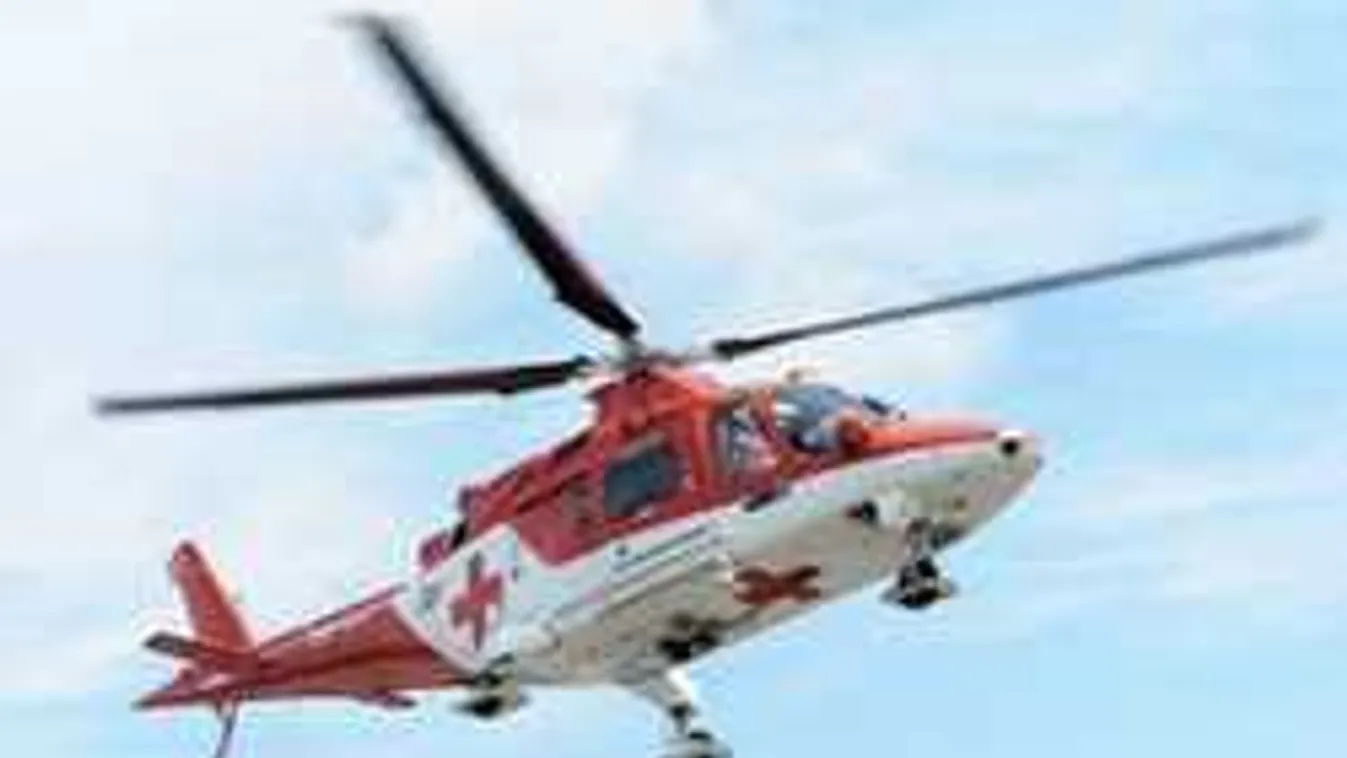 Halálos baleset Salgótarjánban, mentőhelikopter érkezett
