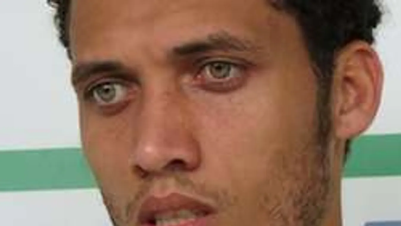 Megrázó: Ezt olvasta a zuhanás előtt a  túlélő futballista!