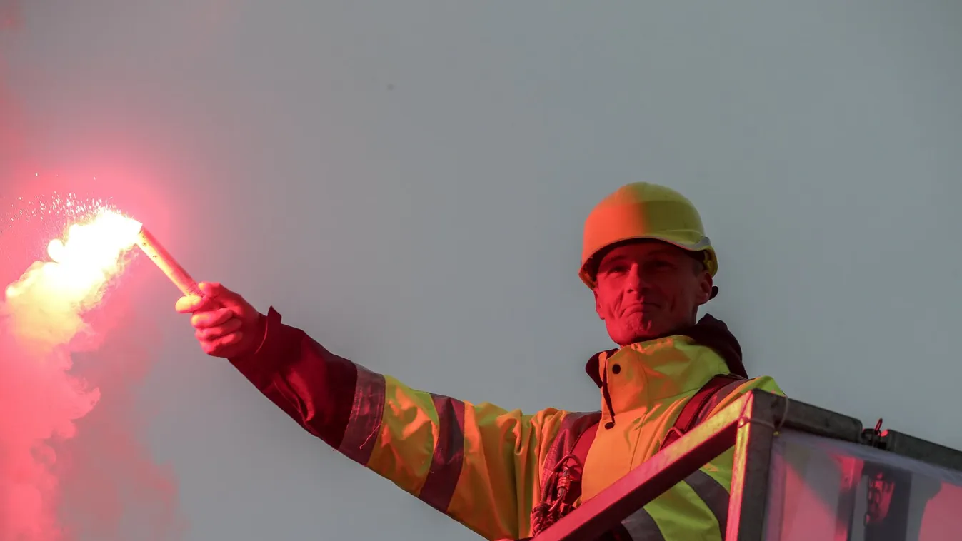 Fociultra is építi a Honvéd új stadionját