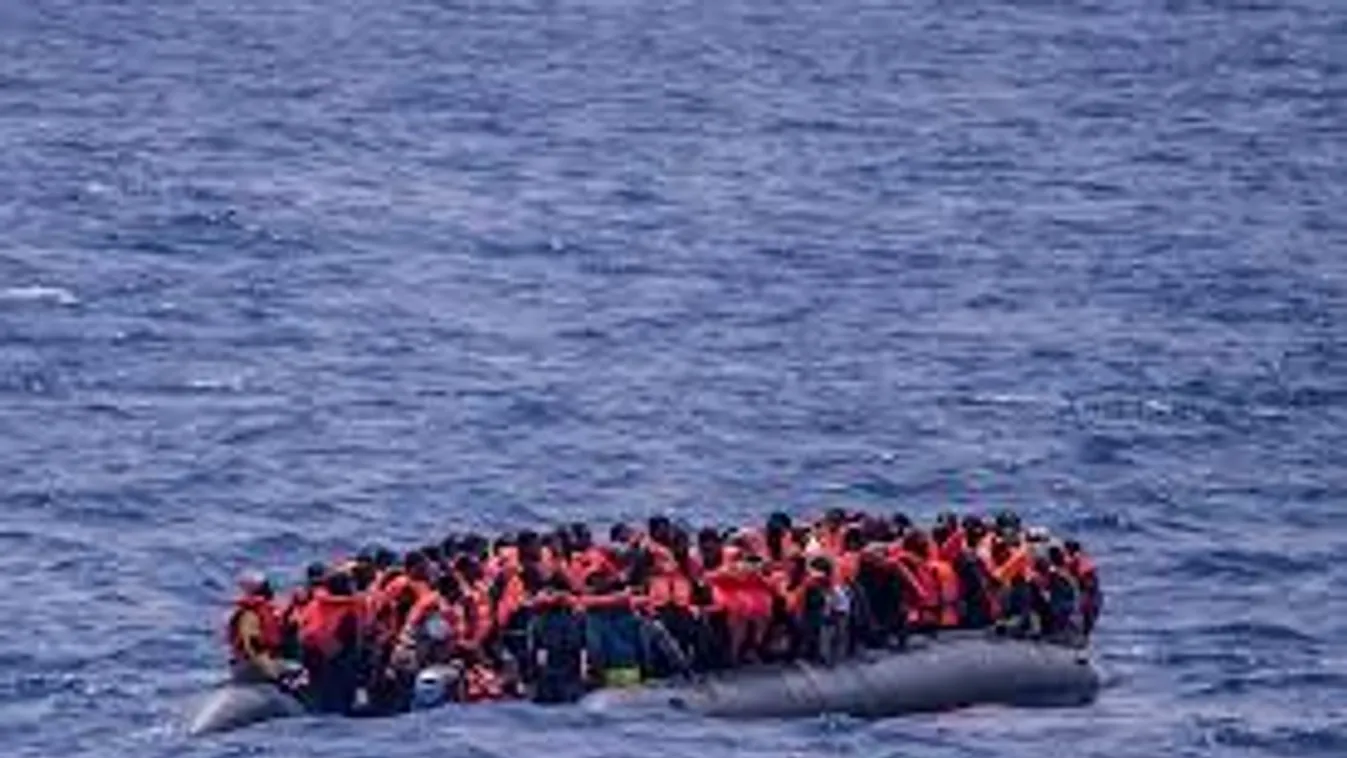 A távozó brüsszeli elit a migránsok automatikus elosztását készíti elő