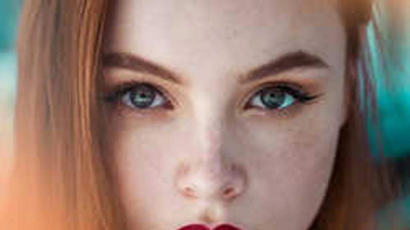 Most már biztos, ez a fiatalos arc titka, ezt a trükköt te is ellesheted