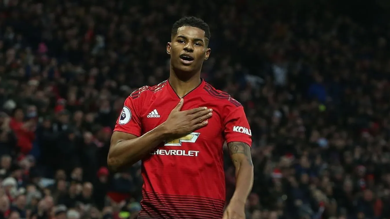 Le a kalappal a 22 éves focista előtt: vagyonokat adakozik, törődik az elesettekkel