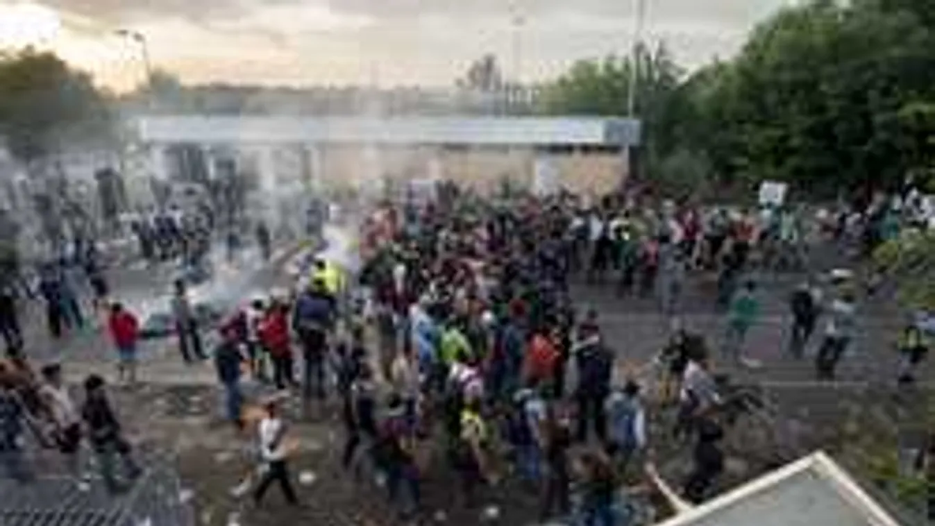 Összehangolt megtörési kísérlet indult Magyarország ellen