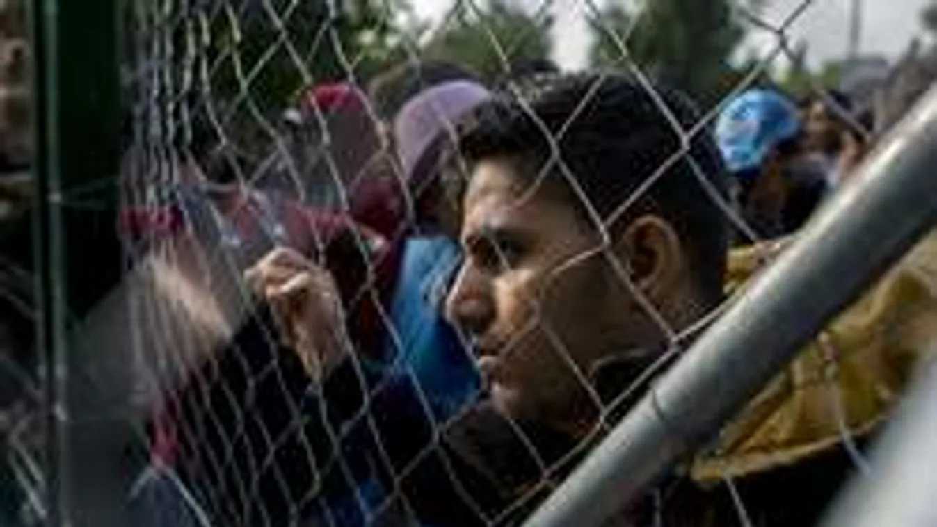 Állóháború a magyar-szerb határnál! A kormány erősíti a védelmet