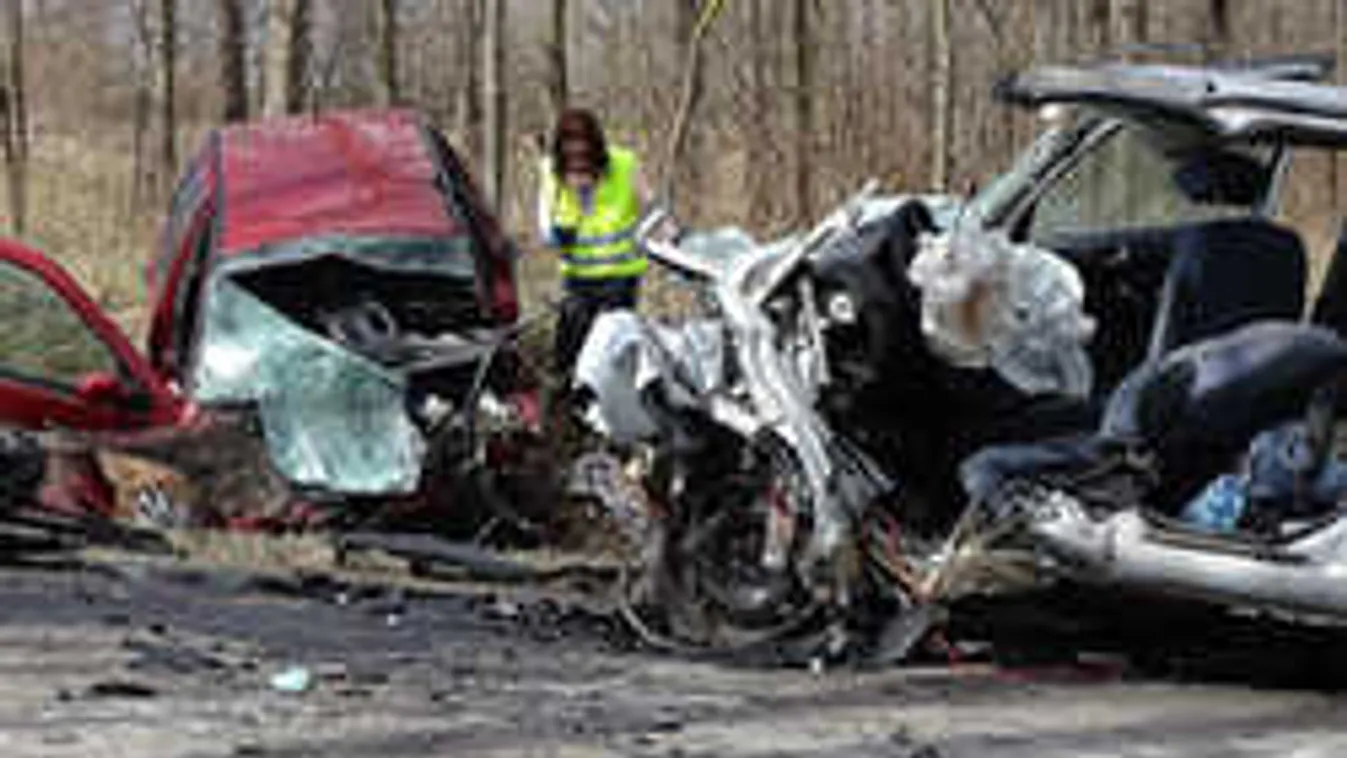 Felfoghatatlan, részeg anyuka miatt haltak meg hárman Kiskunmajsánál