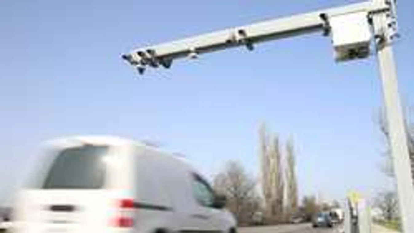 Nem hiszed el, mit fotózott le egy városi traffipax