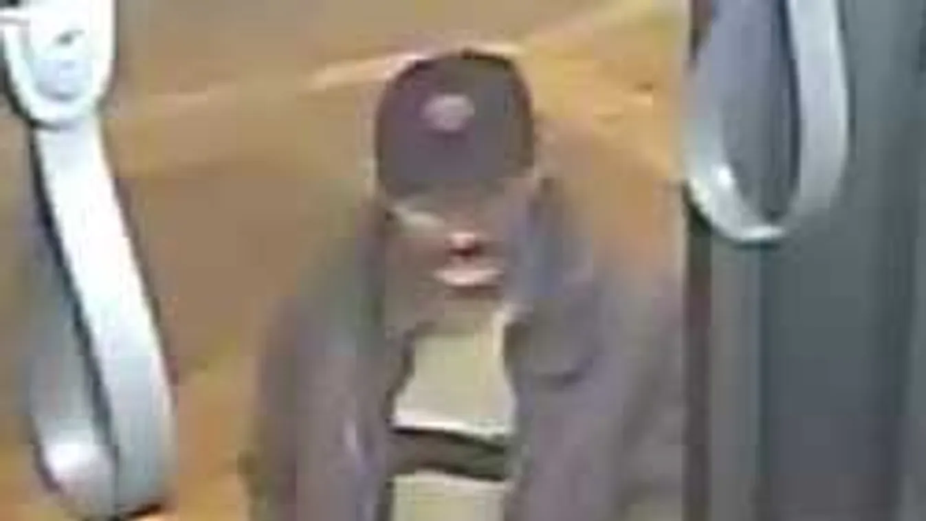 Gázspray-vel fújta le az utastársát a buszon - felismered?