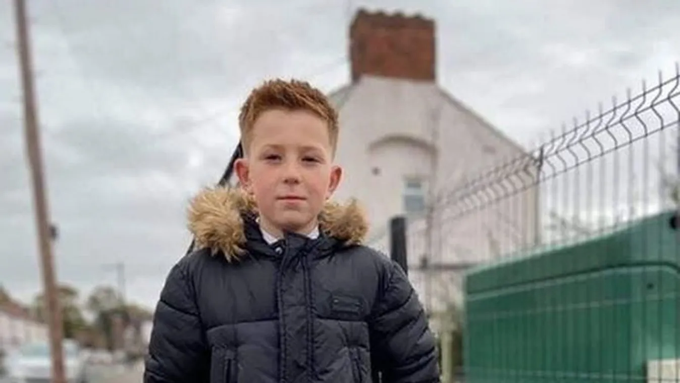 „Darabokra tört a szívünk” – percről-percre küzd az életéért a 11 éves fiú