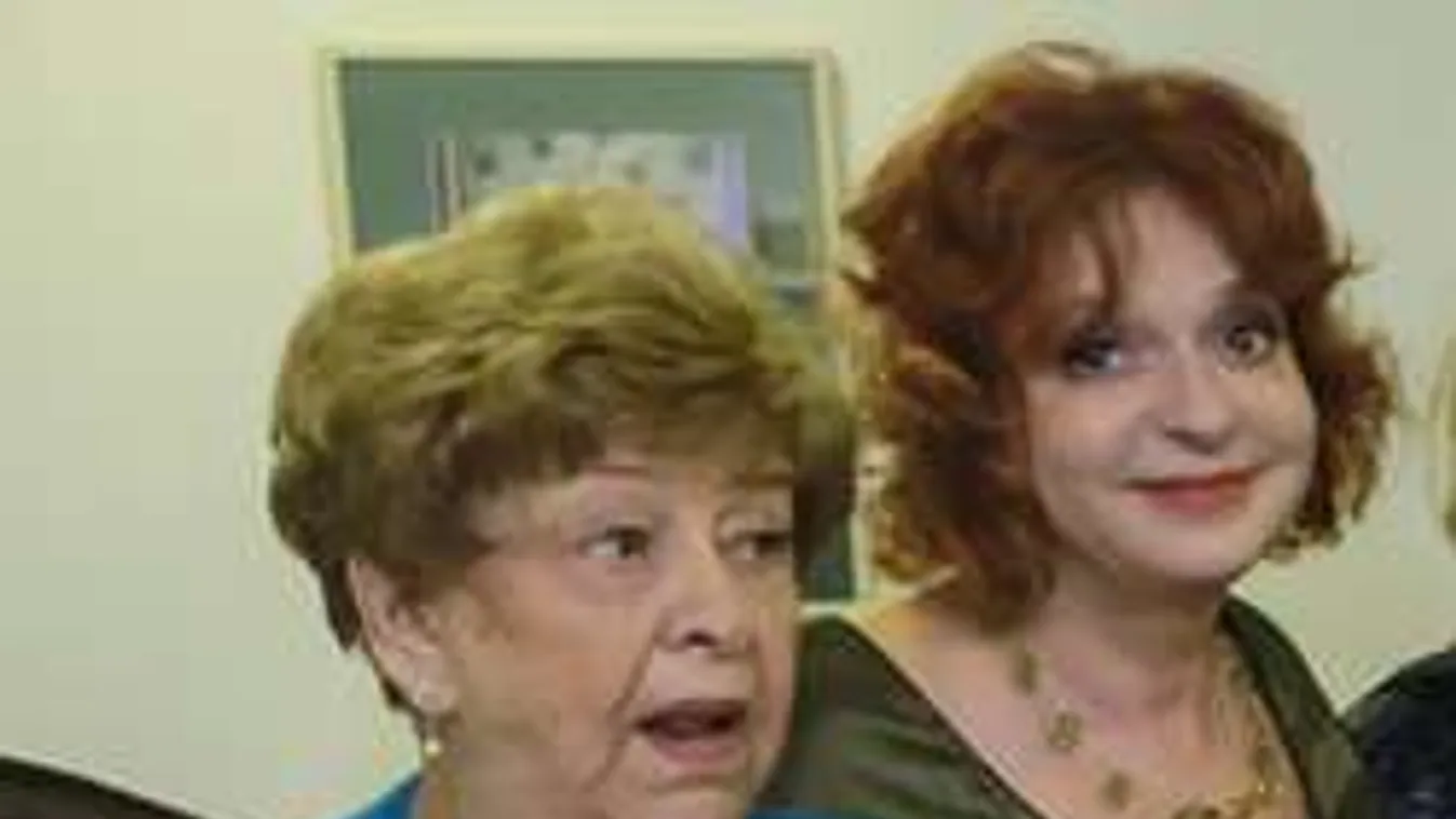 Röhögőgörcsöt kapott a színpadon Hernádi Judit!