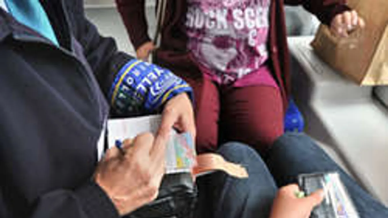 16 ezer forint egy szendvicsért? Ennyit fizetsz, ha villamoson eszed