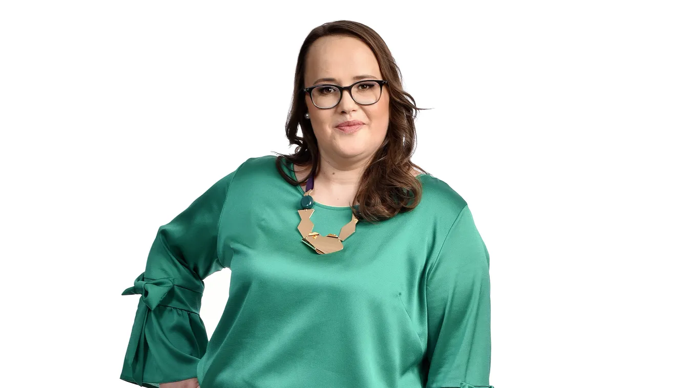 Botrány, perverz képekkel zaklatják a magyar színésznőt