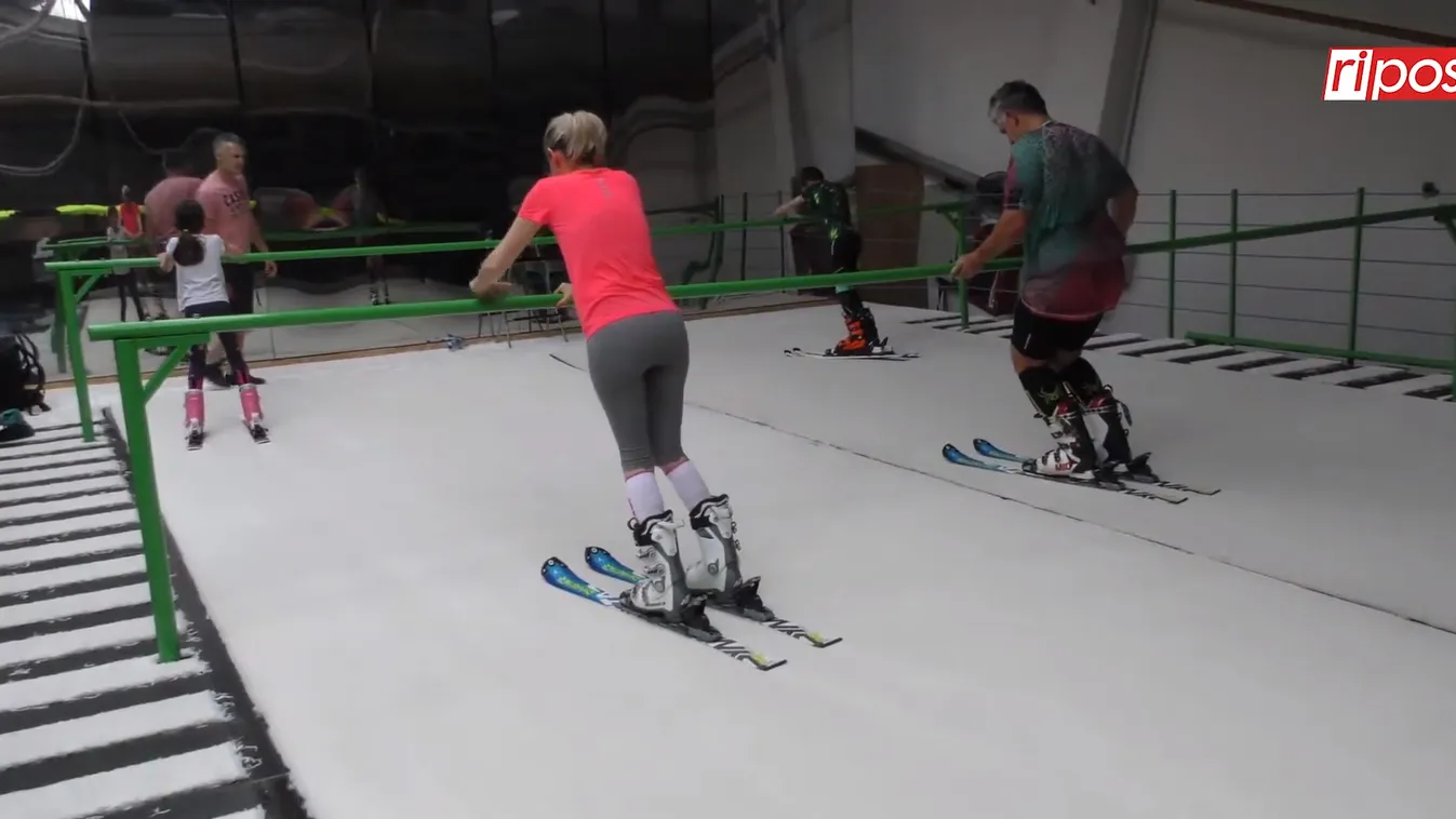 Síelni nyáron, Budapesten? Naná!