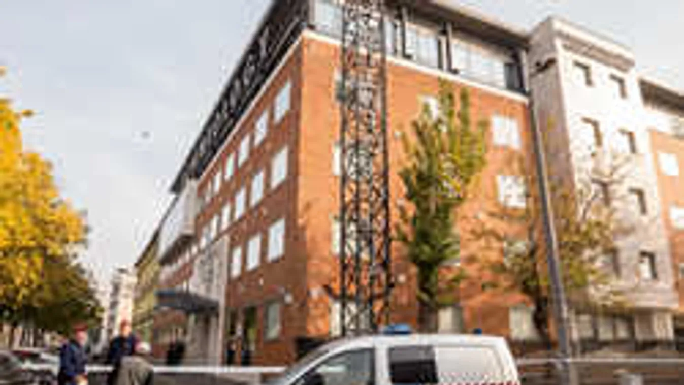 Kémkedéssel is gyanúsítják a szcientológusokat