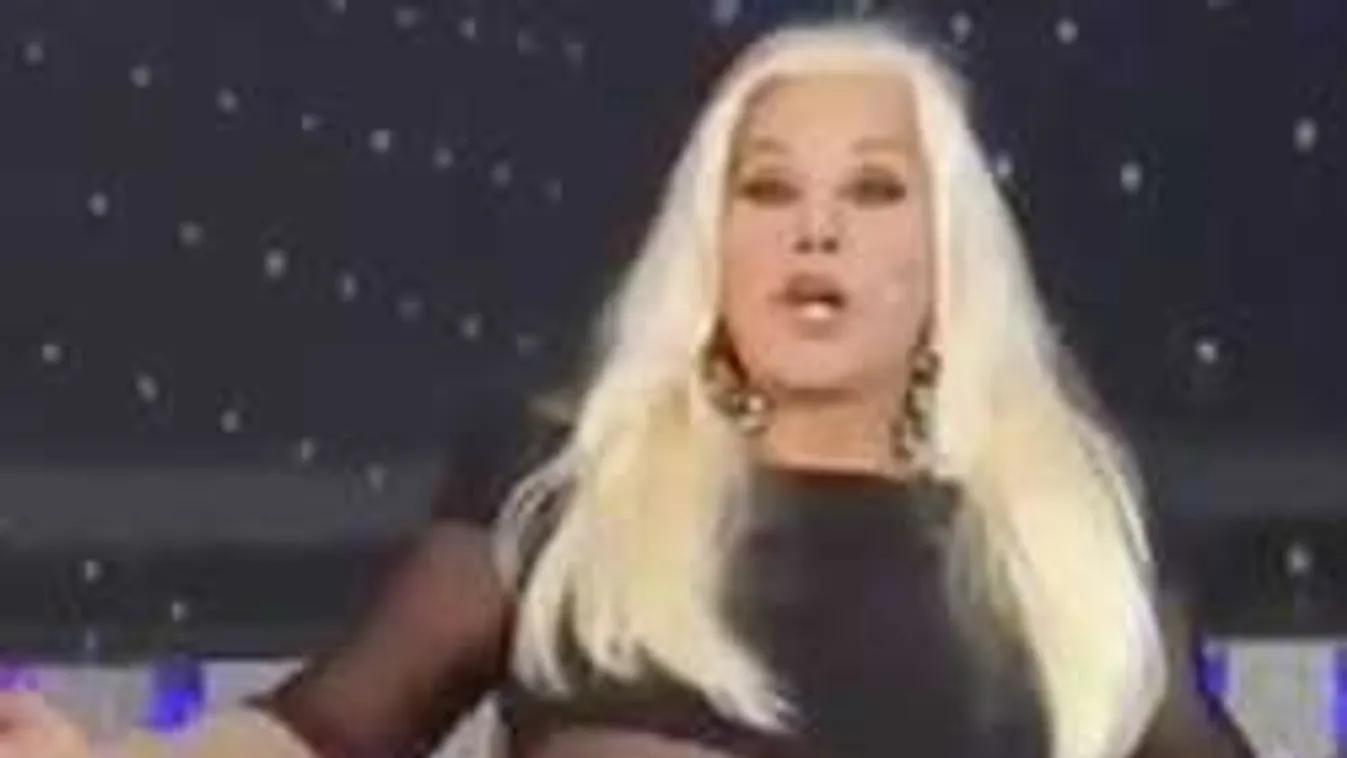 Élő adásban buggyantak ki a dögös tévés hatalmas mellei!